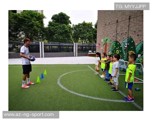 足球的起源与发展历程探秘从古代游戏到现代竞技的演变之路